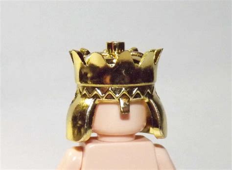 Golden King Crown for minifigure D6 | minifigureoutlet