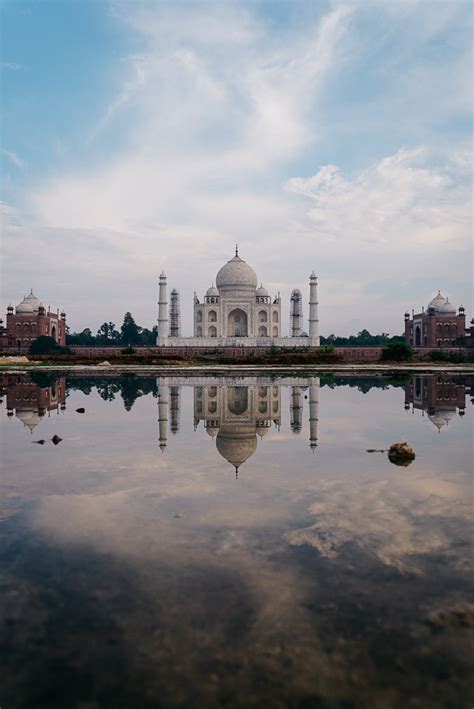 Taj Mahal Photography Guide for Beginners: 5 tips for taking the best pictures