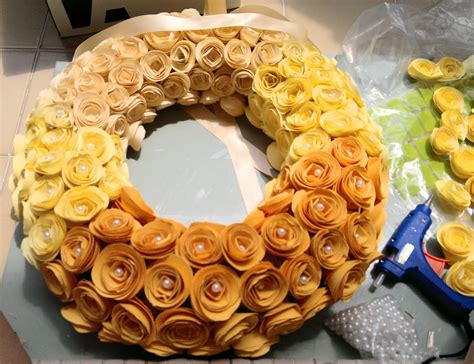 Mille Feuille: Paper Rose Wreath