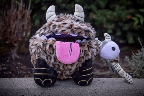 Don't Starve: Calico Chester Plush Replica V2.0 – Klei Merch Shop