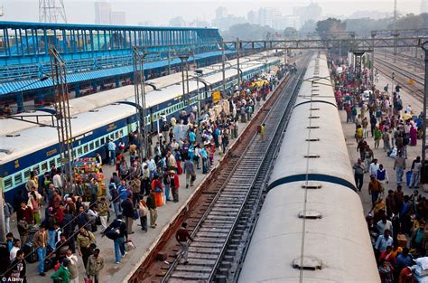 Government plans renovation of New Delhi, Old Delhi Railway Stations - The Indian Wire