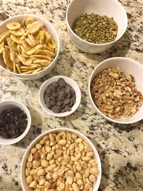 Road Trip-Friendly Clean Eating Snacks for the Entire Family