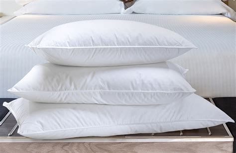 Buy Luxury Hotel Bedding from Marriott Hotels - Down Pillow