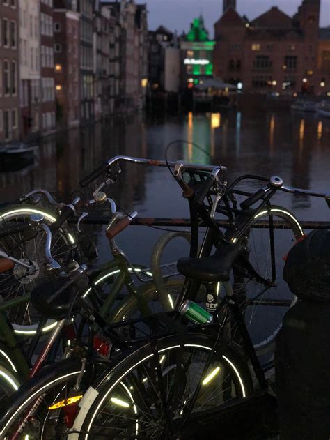 Amsterdam canal at night : r/Amsterdam