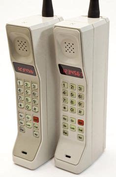 The first mobile phone call was placed 40 years ago today | Hummer ...