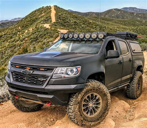 Diesel-powered Chevy Colorado ZR2 on 37-Inch wheels and Stock Suspension - offroadium.com