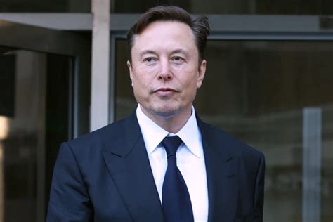 Elon Musk predicts fully autonomous vehicles for Tesla