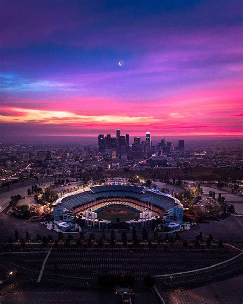 Dodgers Stadium Wallpapers - Top Free Dodgers Stadium Backgrounds - WallpaperAccess