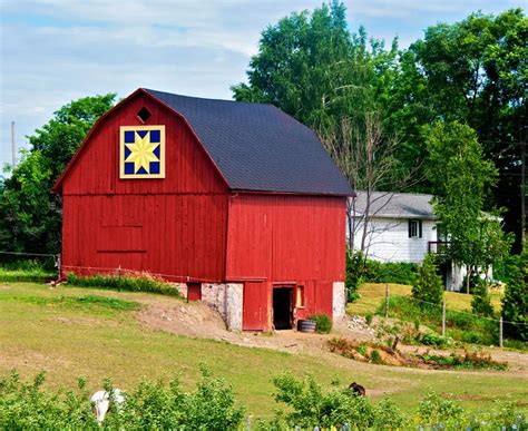 Barn Quilt Painting: Everything You Need to Know - Barn Stars