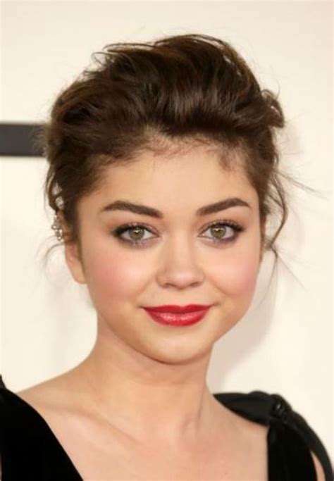 Downturned eyes, Sarah Hyland | Cool hairstyles, Hair makeup, Beauty