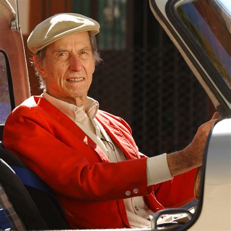 John Fitch, Glamorous Racer With a Flair for Danger, Dies at 95 - The New York Times