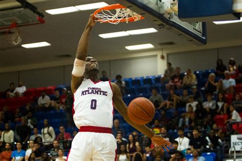 Men’s basketball: FAU sweeps season series over FIU with win ...