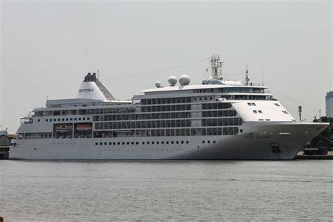 Silver Shadow Itinerary, Current Position, Ship Review | CruiseMapper