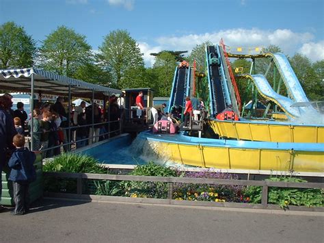 Paultons Park - Water Ride | Matthew Edwards | Flickr