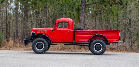 1971 Dodge Power Wagon 4X4