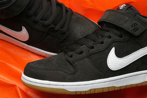 NIKE SB ORANGE LABEL – Premier