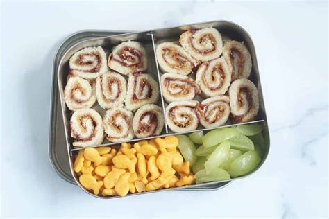 Quick Sandwich Roll-Ups (2-Minute School Lunch Idea) - Product4kids