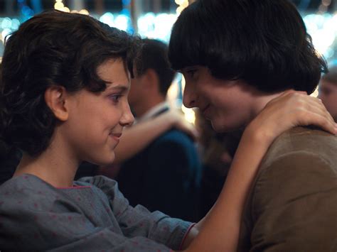 Image - Mike and El dance at the Snowball.jpg | Stranger Things Wiki ...