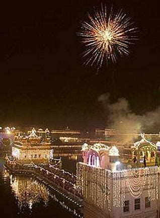 sikhchic.com | The Art and Culture of the Diaspora | Laser Fireworks at The Durbar Sahib