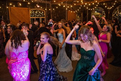 Prom is over! Take a look back at hundreds of the best photos from Knoxville and beyond