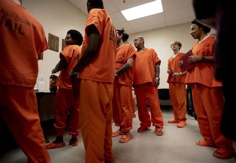 El Paso County jail inmates learn to reinvent themselves graduating ...