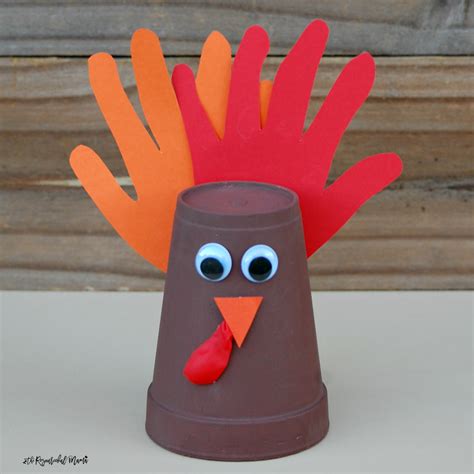 Handprint Turkey Craft - The Resourceful Mama