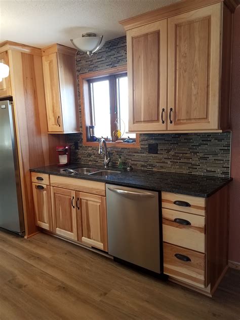 Natural Hickory Cabinets with "Silver Pearl" Granite Countertops ...