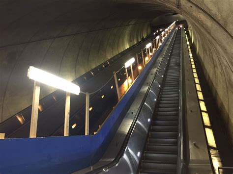 New escalator makes debut at Metro’s Bethesda station | WTOP