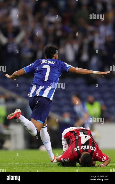 Porto's Colombian forward Luis Diaz celebrates the goal of the match ...