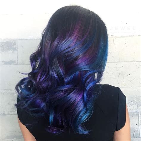 Blueberry, el tono que estás buscando para iniciar un nuevo año | Coloración de cabello, Ideas ...