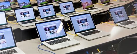 Quandary Corner: Laptops in the Classroom | Faculty Commons