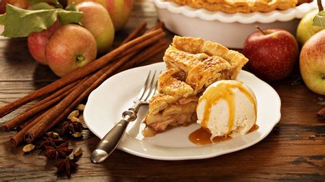 3 of our favourite apple pie toppings | The Neff Kitchen