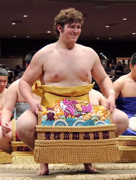 Victoria's Brodi Henderson set to enter Japan's elite sumo ranks | CBC News