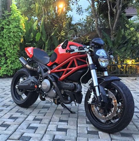 Ducati monster 696 | Motorrad, Moped