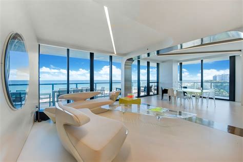 Zaha Hadid's South Beach Home in Miami Has Just Sold Photos ...