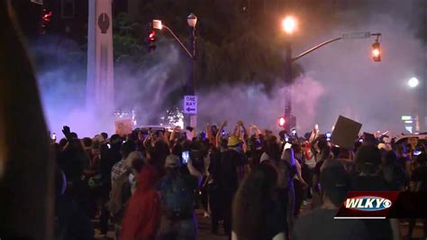 Night 3 of Louisville protests: Protestors gather at 2nd Street Bridge