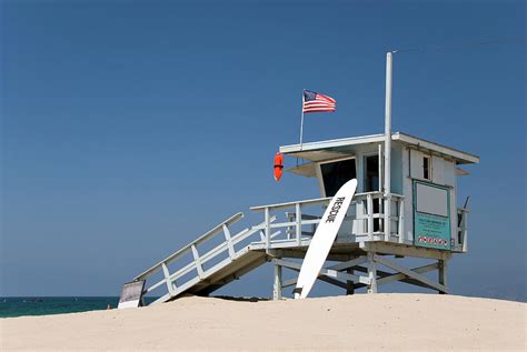 Lifeguard Station At The Beach Photograph by Frankvandenbergh