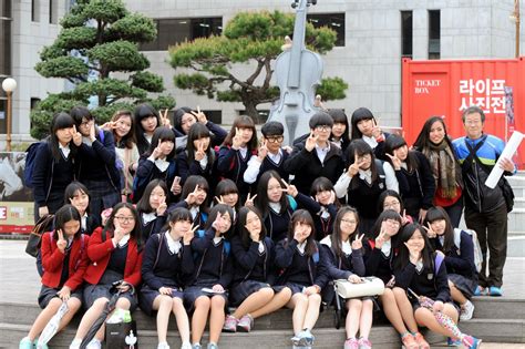 The Fulbrighter in South Korea: Yeongdo Girls High School Goes on a ...