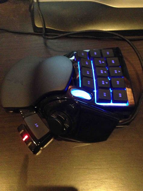 Razer Nostromo Review // TechNuovo.com