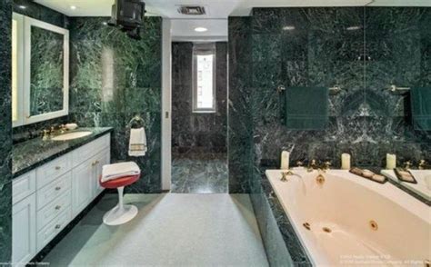 Green marble, luxury for bathroom and kitchen | My wall decor ideas ...