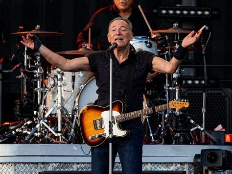 Refunds To Be Offered For Postponed Springsteen Concert In Philly ...