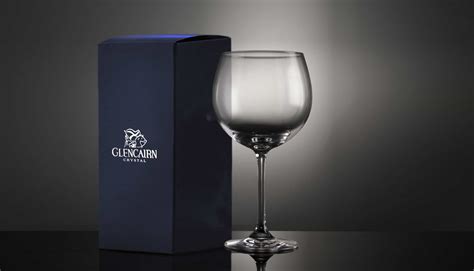 Engraved Jura Gin Goblet in Premium Carton | Glencairn Crystal Studio