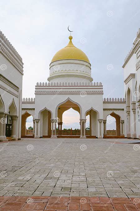 Cotabato Grand Mosque Interior Stock Image - Image of architecture ...