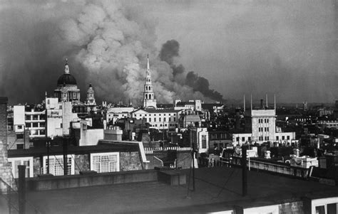 Air raid sirens to ring out across London to mark Blitz anniversary | Metro News