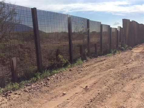 Dr. Ben Carson: Current Border Fence ‘Certainly Wouldn’t Keep Me Out’