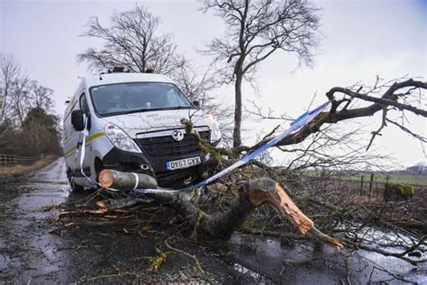 Storm Isha Scotland LIVE: Met Office issue weather warning for two more days as more disruption ...