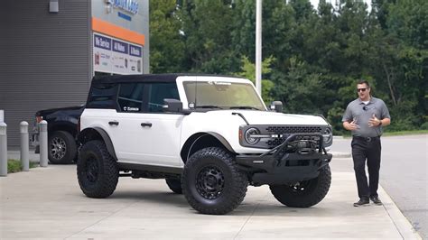 Lifted 2021 Ford Bronco Is One Badass Rig With 37-Inch Rubber Shoes ...