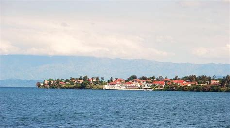 File:Goma, Lake Kivu, DRC (Zaire - Congo), Photo by Sascha Grabow.jpg ...