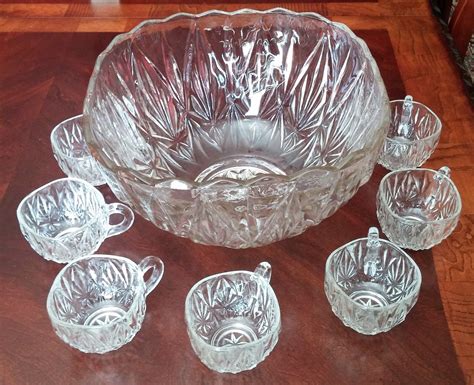 Beautiful Vintage Hazel-Atlas Williamsport Pattern Square Punch Bowl Set | Punch bowl set, Punch ...