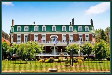 Martha Washington Inn | Abingdon Virginia | Real Haunted Place